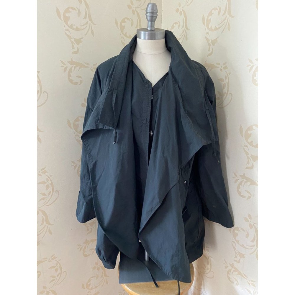 Italy Animale Stunning Raincoat Ladies Size 12